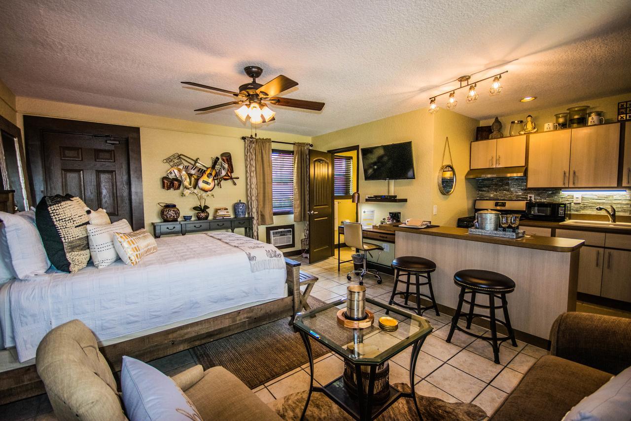 Balinese Cottages Daytona Beach Esterno foto